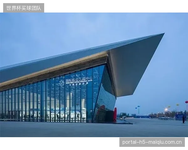 5分钟体育生活圈”的规划落地，标志着器材布局逻辑从“点状覆盖”彻底转向“网状浸润